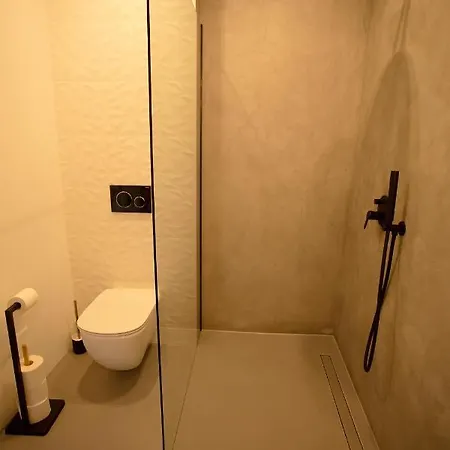 Dom Na Cuplu ヴィラ