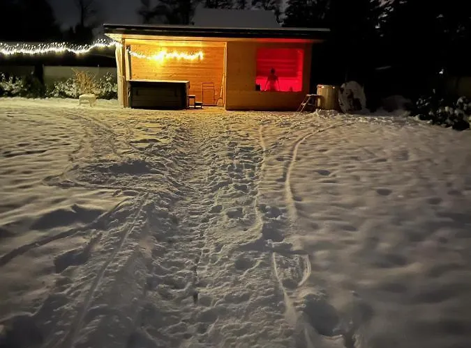 Dom Na Cuplu Cupel (Legionowo)